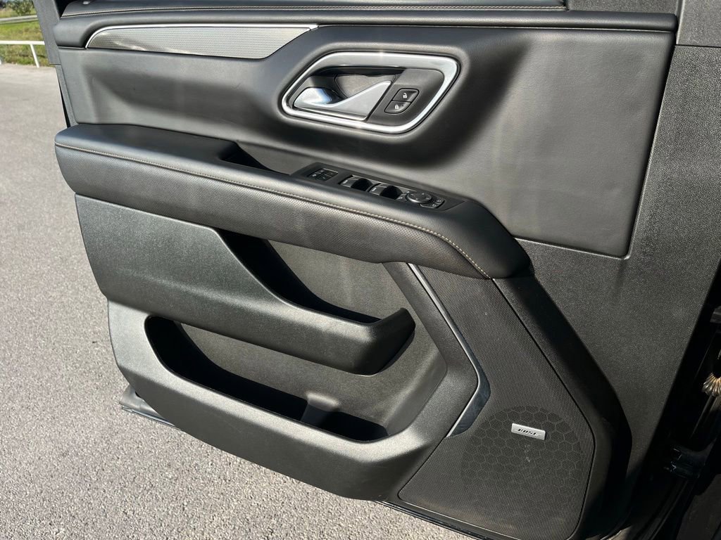 Used 2023 GMC Yukon AT4 AWD/4WD image 27