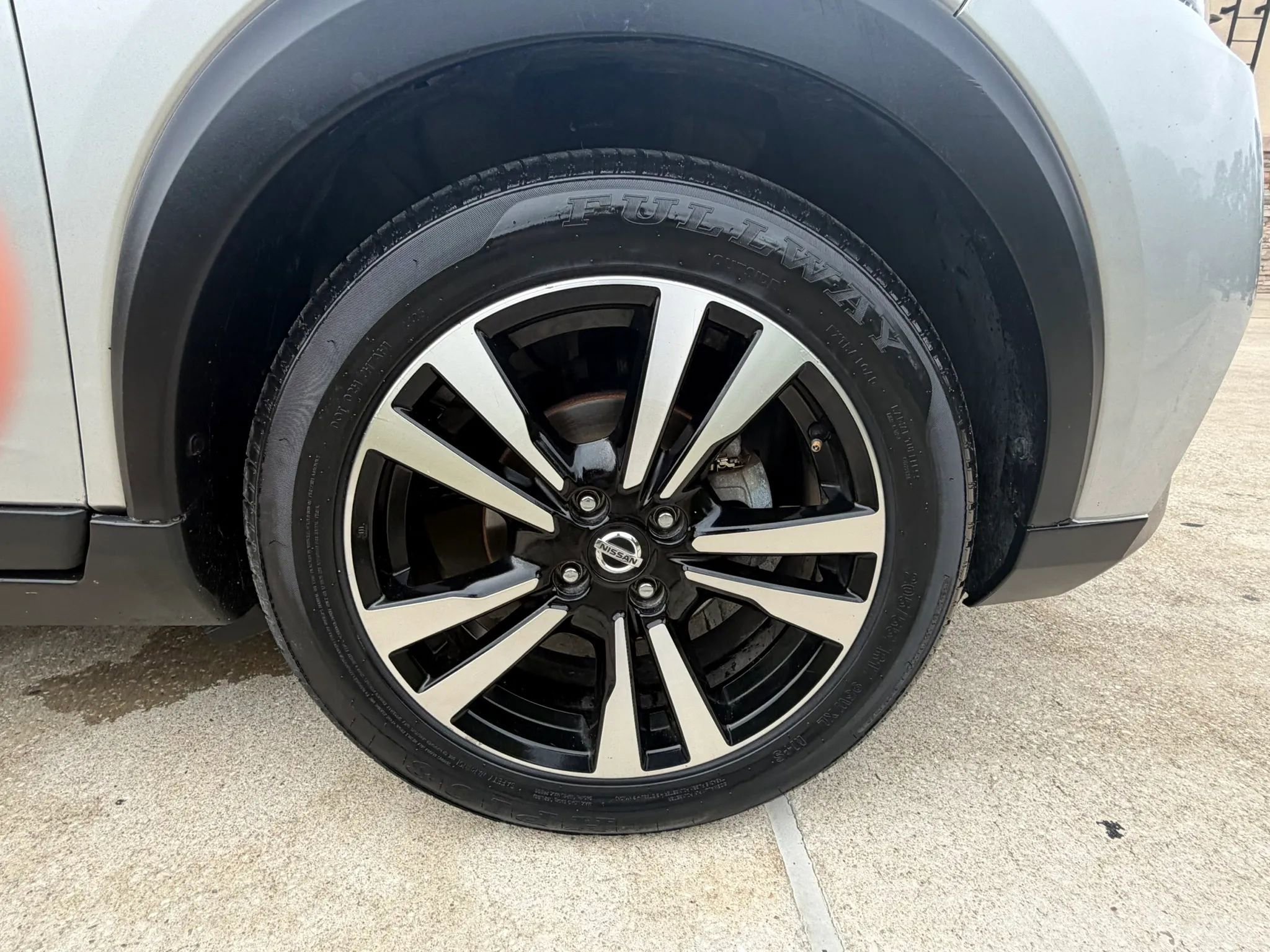 Used 2019 Nissan Kicks SV FWD image 35
