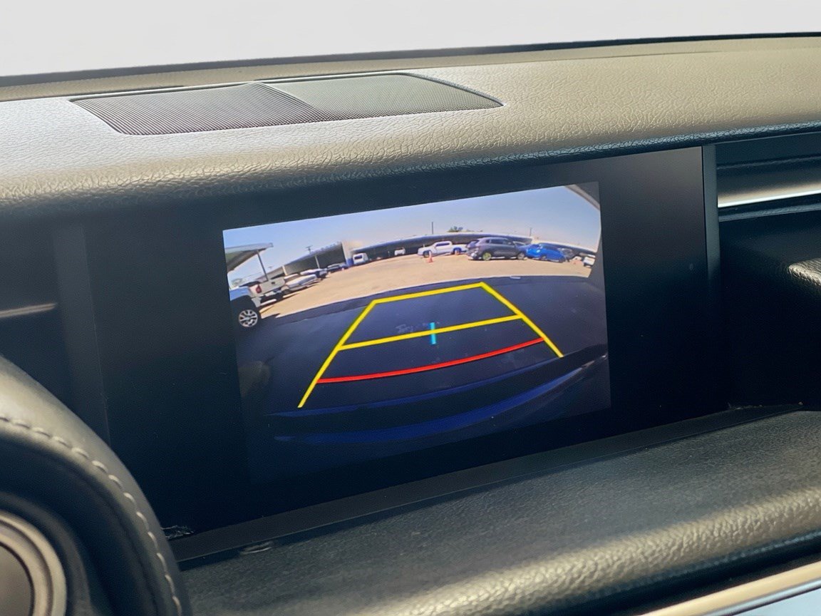 Used 2015 Lexus IS 350 RWD image 10