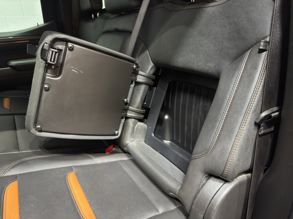 Certified 2024 GMC Sierra 1500 AT4 w/ Technology Package image 13