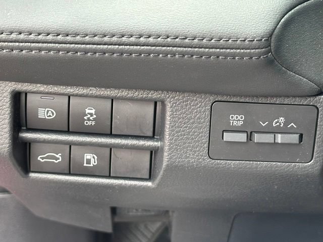 Used 2019 Toyota Avalon XSE w/ All Weather Liner Package FWD image 17