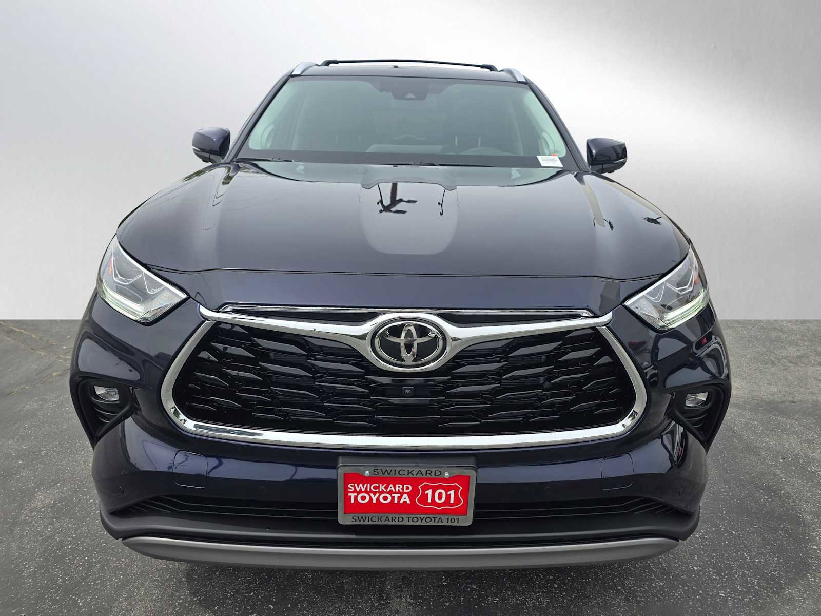 New 2026 Toyota Highlander Platinum AWD/4WD image 8