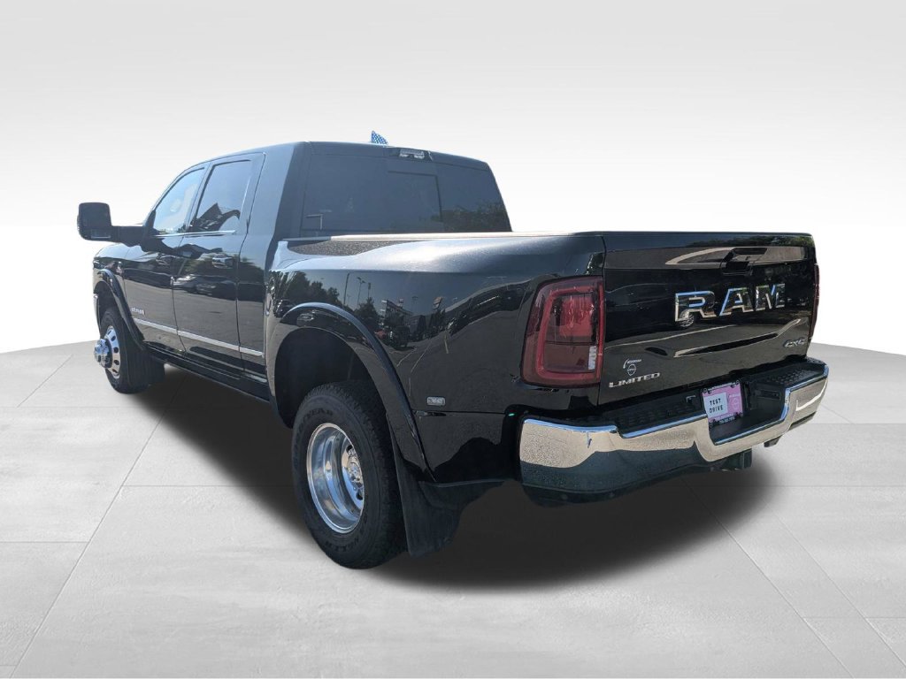 Used 2025 RAM 3500 Limited AWD/4WD image 8