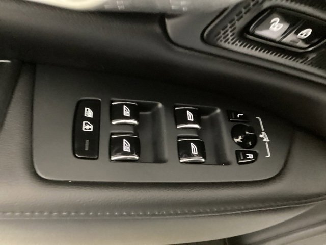 Certified 2023 Volvo S90 B6 Plus w/ Protection Package Premier image 18