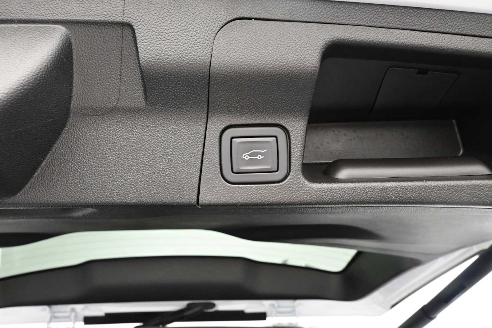 Used 2023 GMC Acadia SLE w/ Driver Convenience Package AWD/4WD image 30