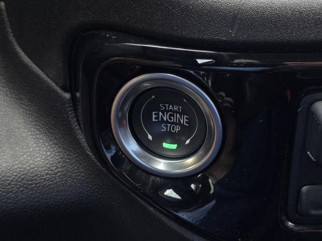 Used 2025 GMC Sierra 1500 SLT AWD/4WD image 20