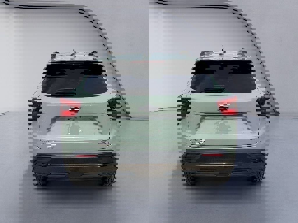 Used 2024 Chevrolet Trax ACTIV w/ Sunroof Package image 4