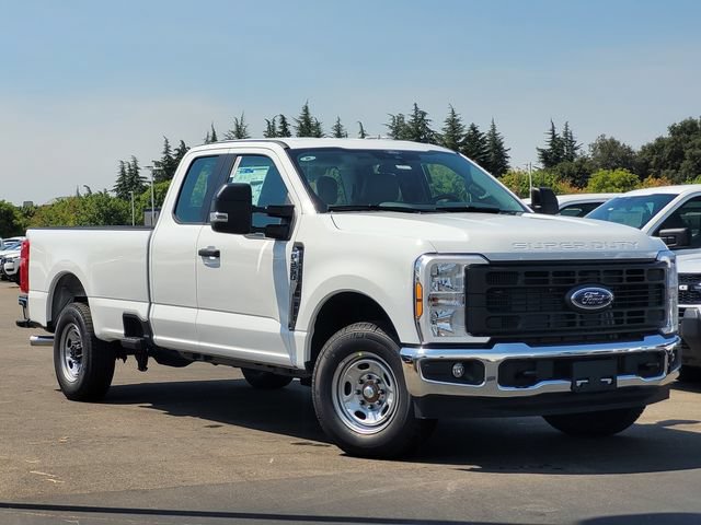 New 2026 Ford F250 XL w/ XL Chrome Package