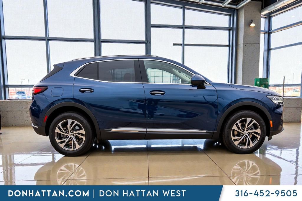 Used 2022 Buick Envision Essence w/ Technology Package I image 33