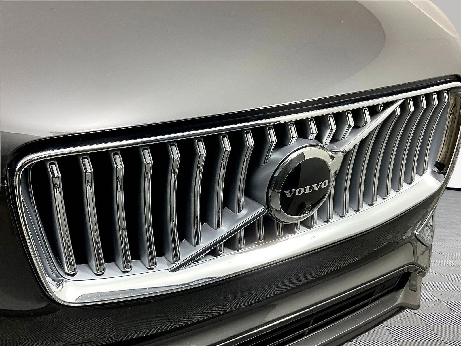Used 2023 Volvo XC90 B6 Plus w/ Protection Package Premier AWD/4WD image 34