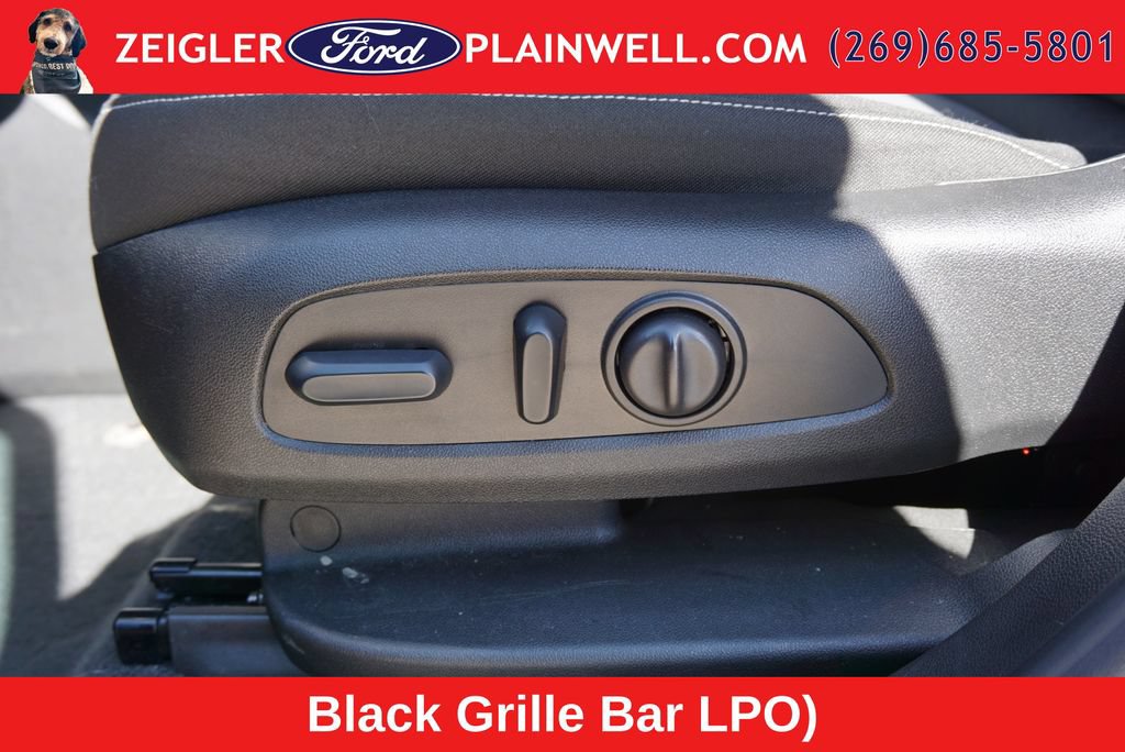 Used 2023 Chevrolet Blazer LT w/ Convenience Package FWD image 18