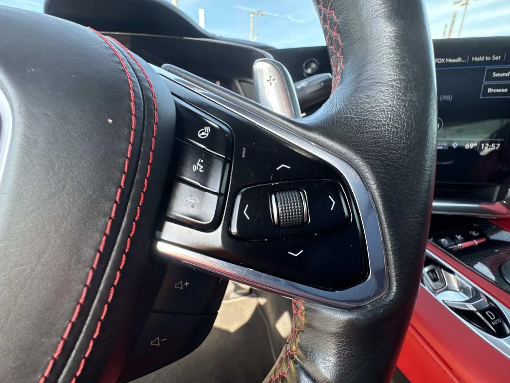 Used 2020 Chevrolet Corvette Stingray Premium Cpe w/ 3LT Preferred Equipment Group image 23