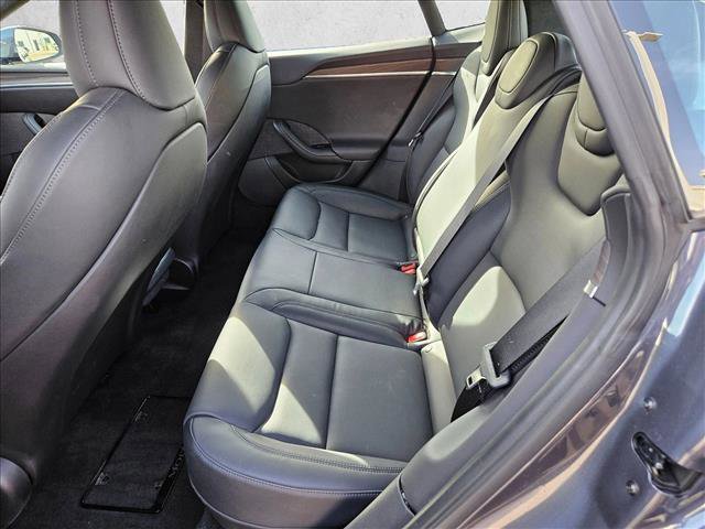 Used 2022 Tesla Model S image 19