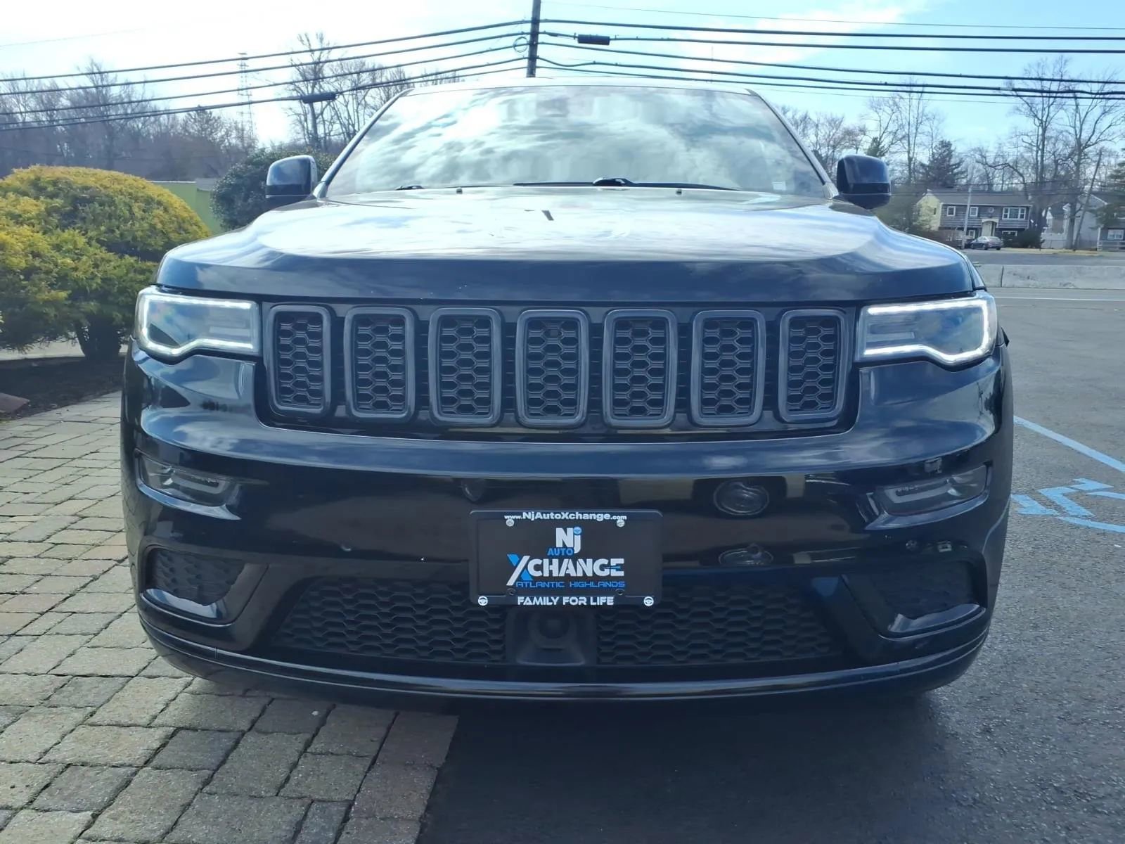 Used 2020 Jeep Grand Cherokee High Altitude AWD/4WD image 8