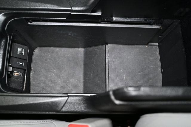 Used 2017 Honda CR-V Touring image 26