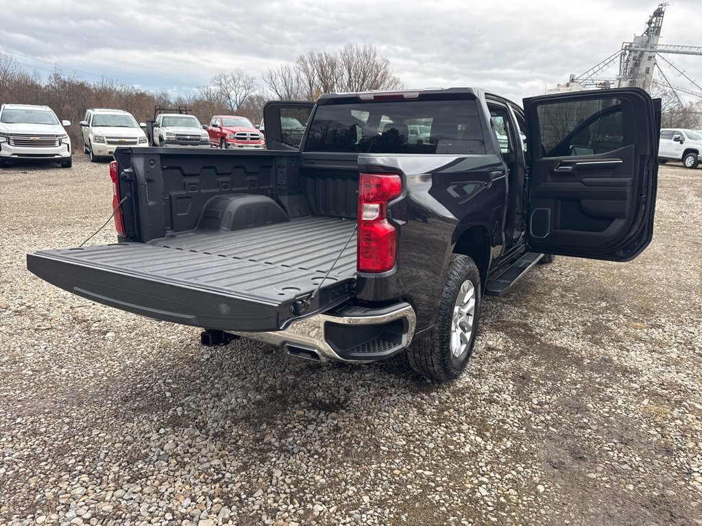 Used 2023 Chevrolet Silverado 1500 LT image 37