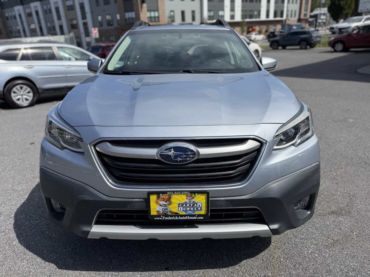 Used 2020 Subaru Outback Limited AWD/4WD image 2