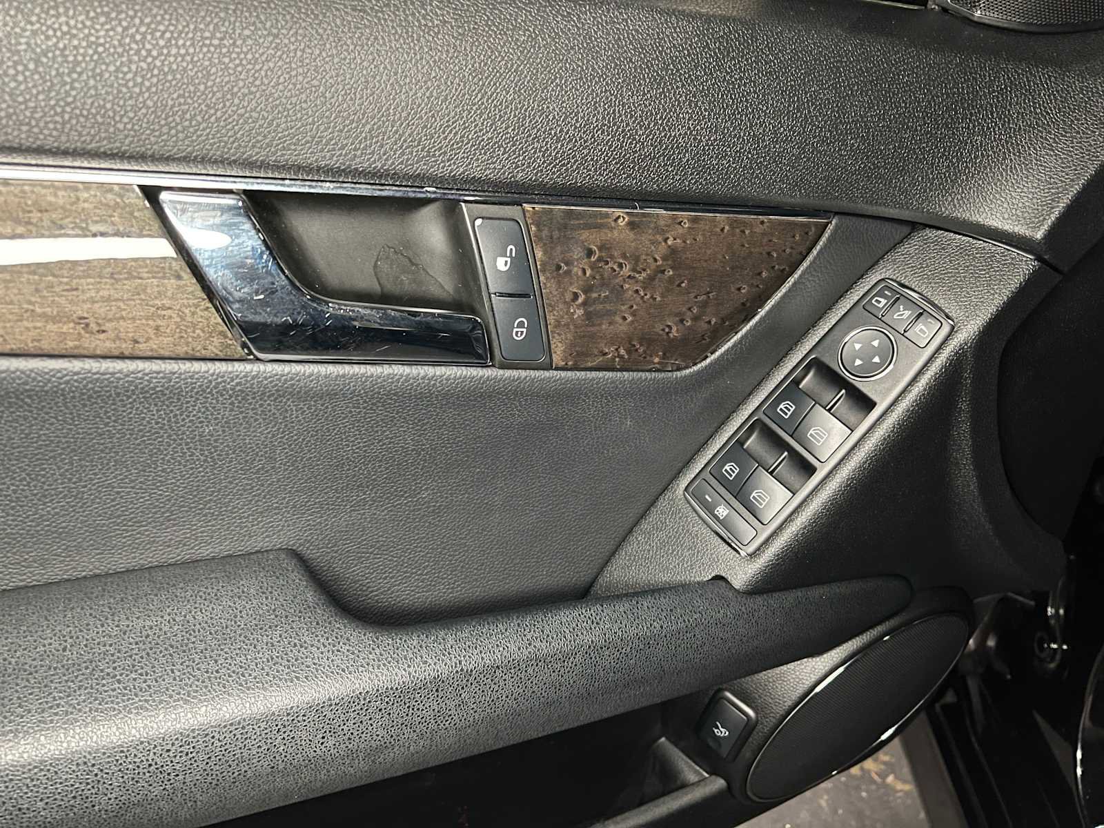 Used 2008 Mercedes-Benz C 350 Sport image 20