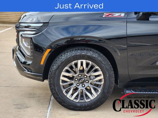 Used 2025 Chevrolet Suburban Z71 w/ Z71 Off-Road Package AWD/4WD image 19