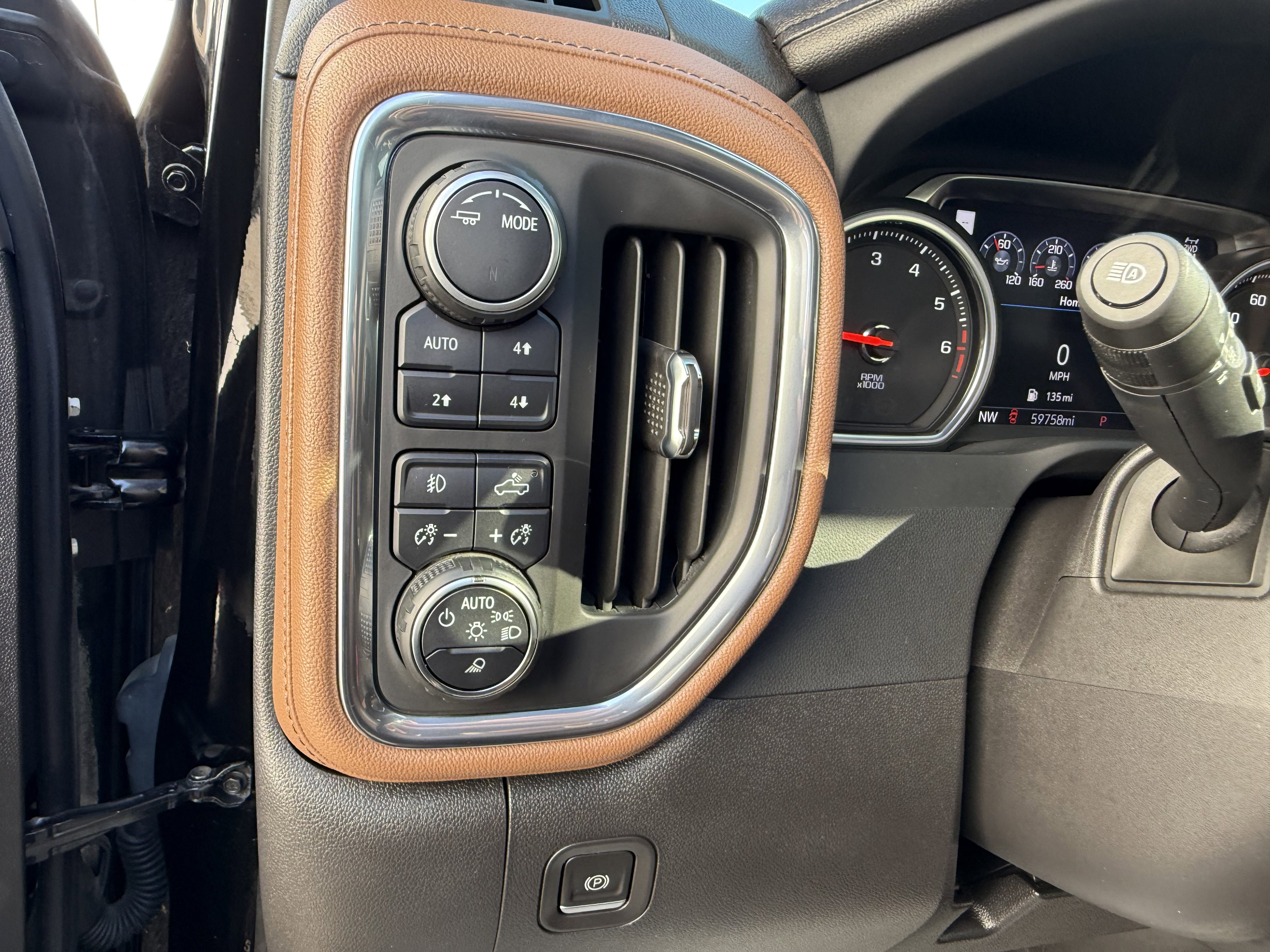 Used 2022 Chevrolet Silverado 1500 High Country image 20