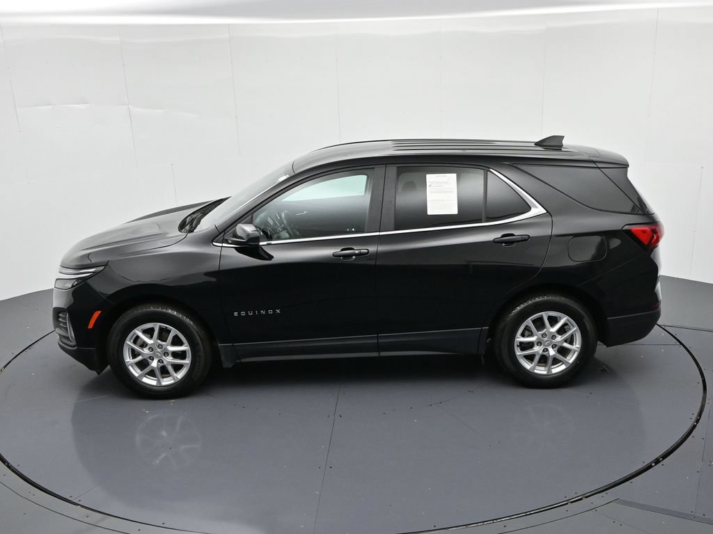 Used 2024 Chevrolet Equinox LT w/ LPO, Floor Liner Package FWD image 18