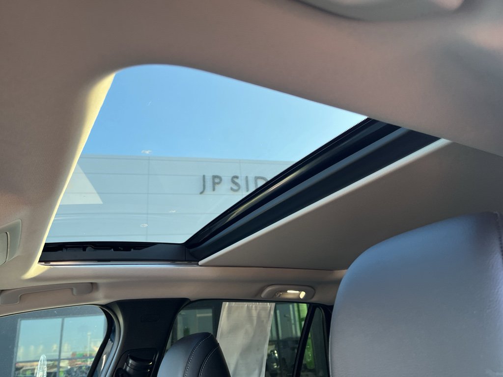 Certified 2025 MAZDA CX-50 AWD 2.5 S w/ Accent Package image 27