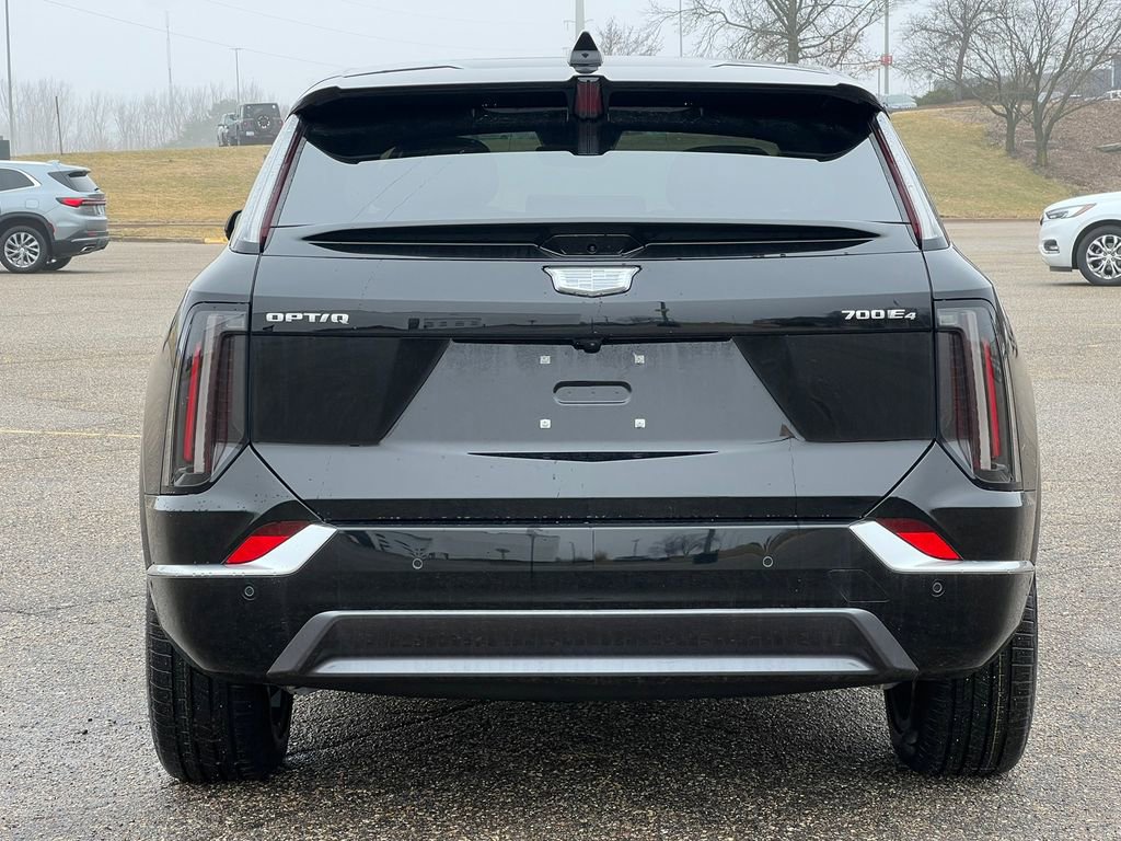 New 2026 Cadillac Optiq Luxury 1 image 39