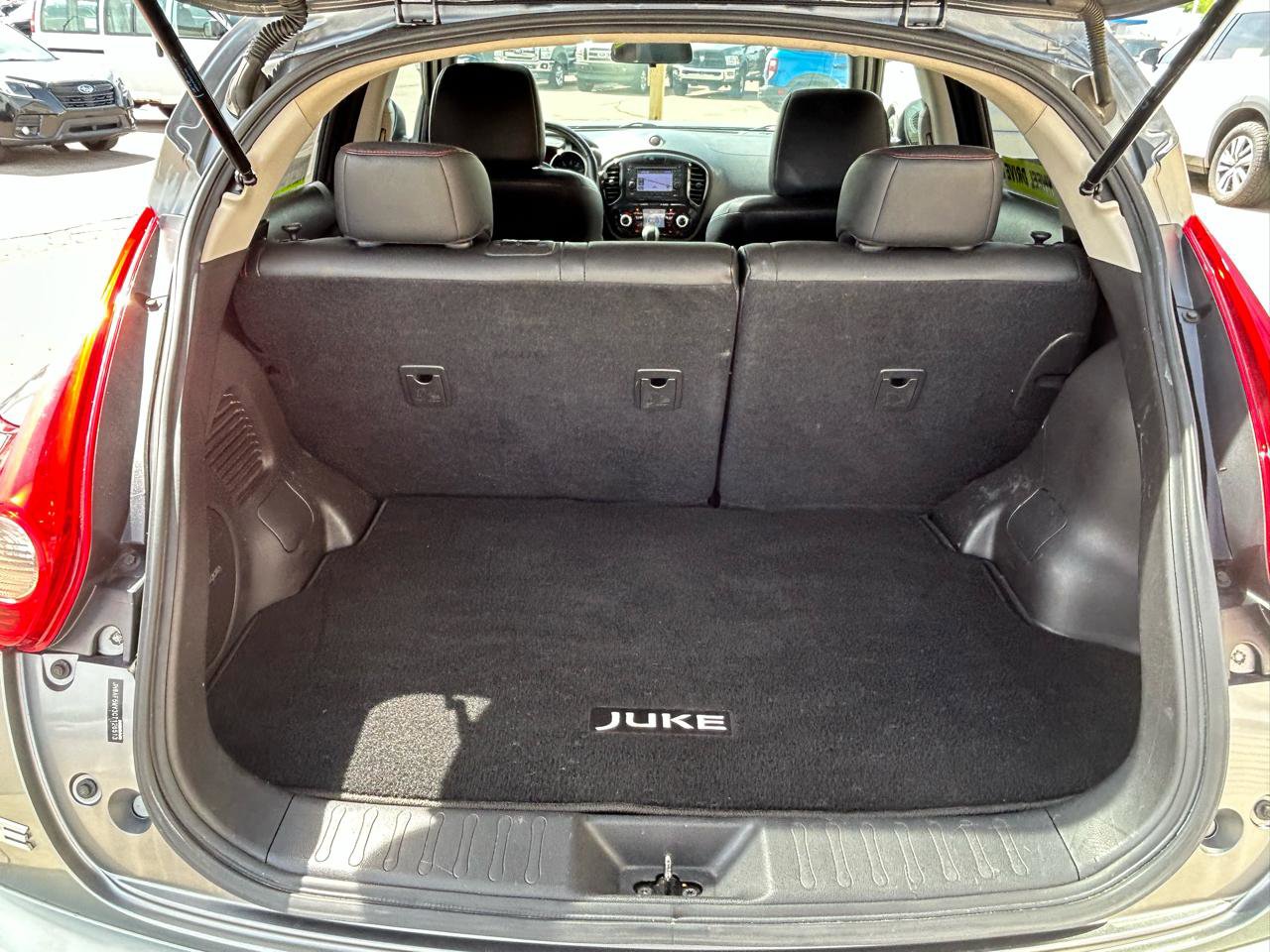 Used 2012 Nissan Juke SL AWD/4WD image 17
