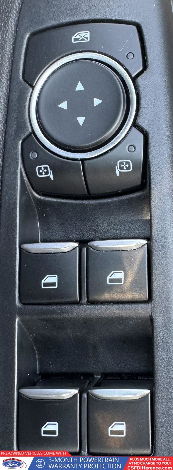 Used 2023 Ford Escape Platinum image 6