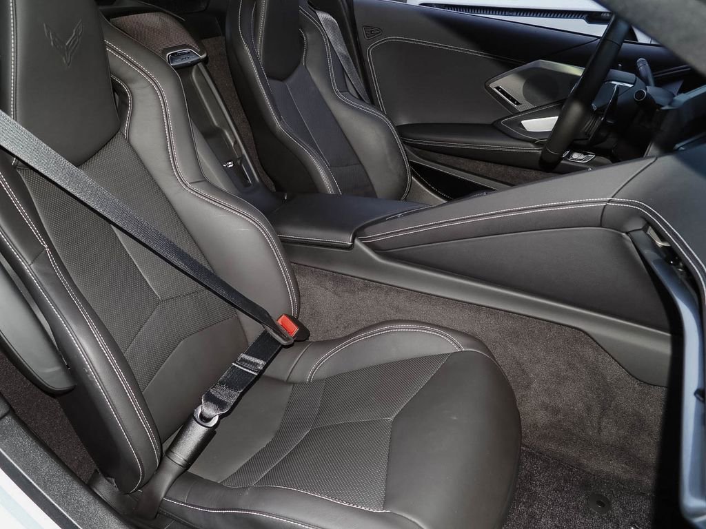 Certified 2023 Chevrolet Corvette Stingray Preferred Cpe w/ Engine Appearance Package image 19