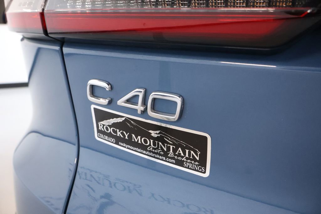 Used 2022 Volvo C40 P8 Recharge Ultimate image 10