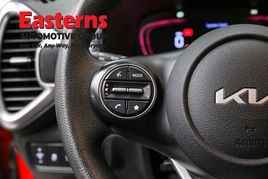 Used 2024 Kia Soul LX w/ Option Group 015 image 15