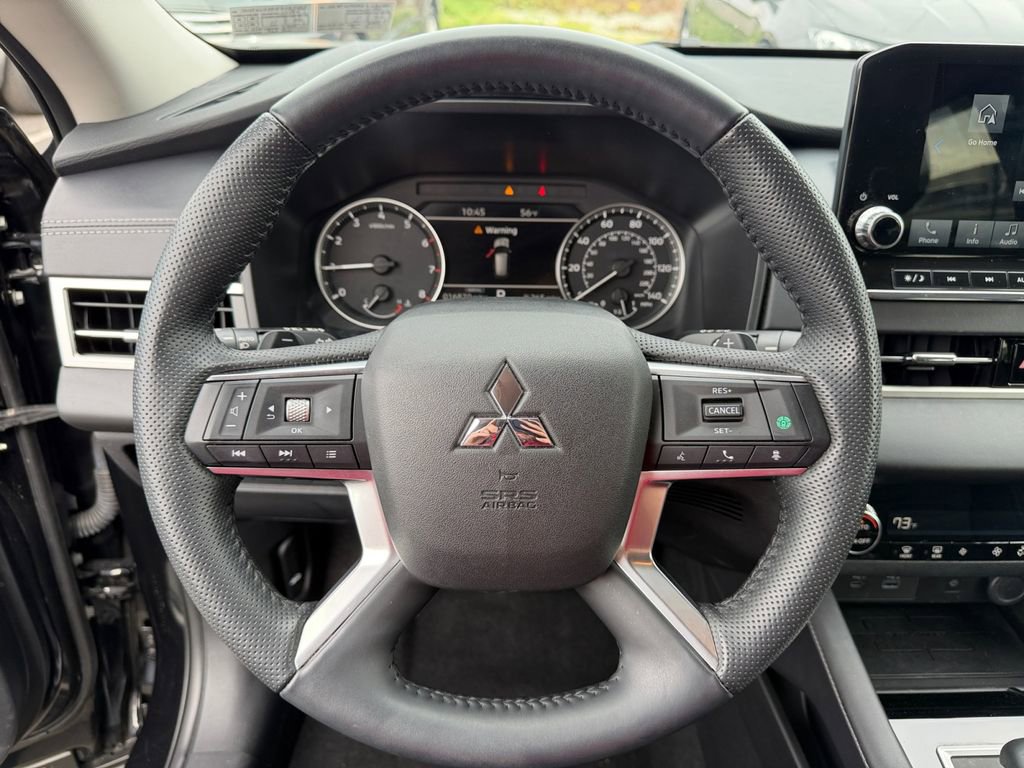 Used 2024 Mitsubishi Outlander SE AWD/4WD image 15