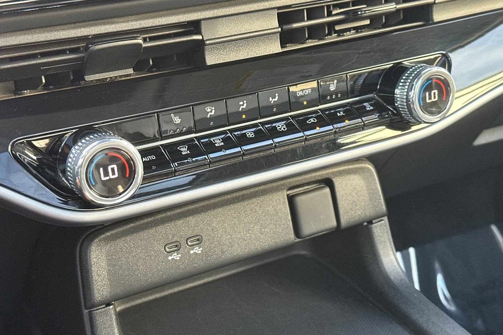 Certified 2024 Honda Prologue Touring image 18