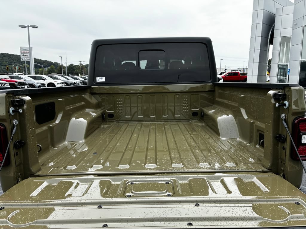 New 2026 Jeep Gladiator Willys AWD/4WD image 4