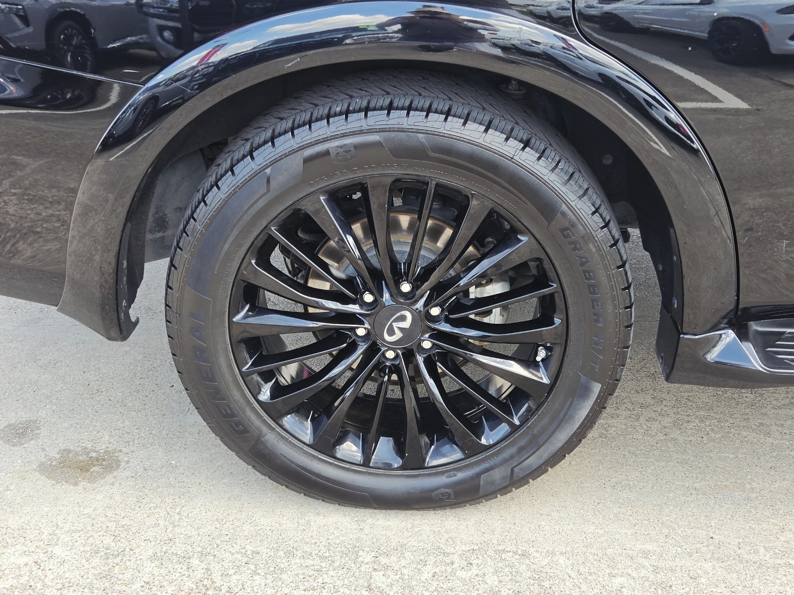 Used 2020 INFINITI QX80 Luxe w/ All-Season Package RWD image 10