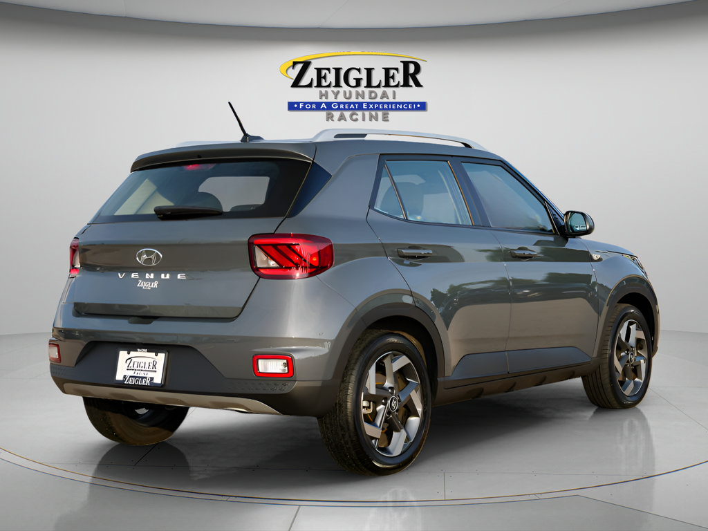 Certified 2026 Hyundai Venue SEL FWD image 7