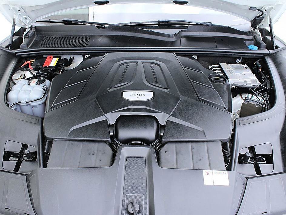 Used 2020 Porsche Cayenne S AWD/4WD image 28