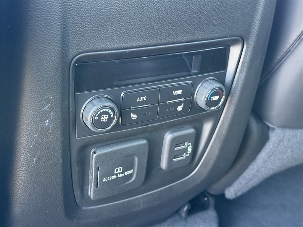 Used 2023 Buick Enclave Avenir w/ Avenir Technology Package image 28