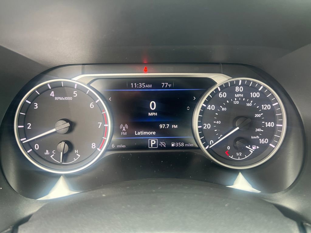 New 2025 Nissan Sentra SR image 16