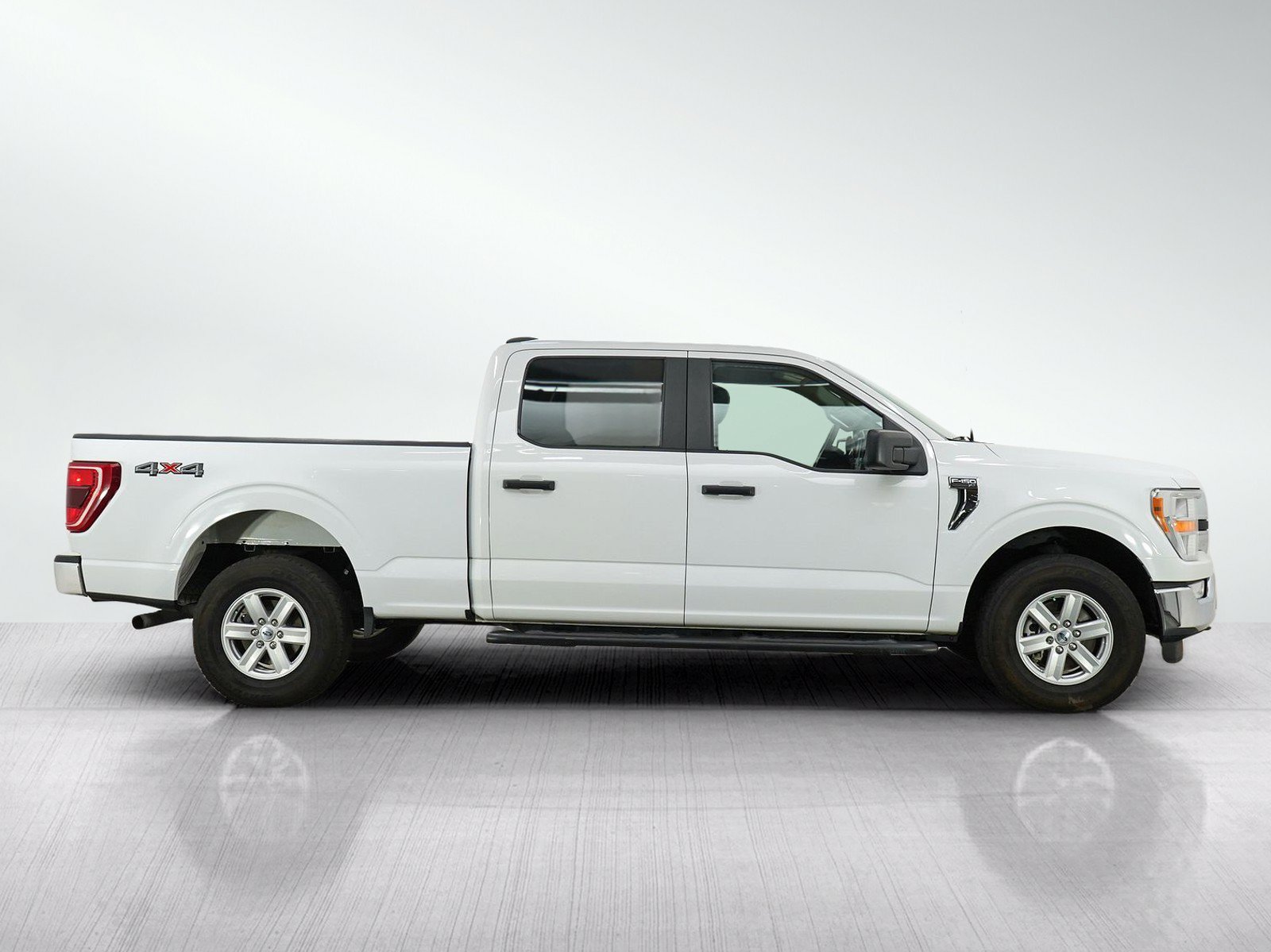 Used 2022 Ford F150 XLT w/ Trailer Tow Package AWD/4WD image 7