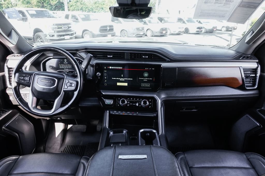 Used 2024 GMC Sierra 3500 Denali w/ Denali Reserve Package image 28
