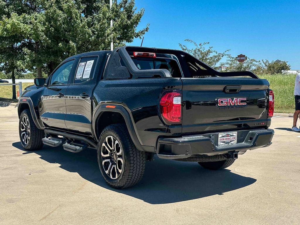 Used 2025 GMC Canyon AT4 w/ Nightfall Edition AWD/4WD image 4