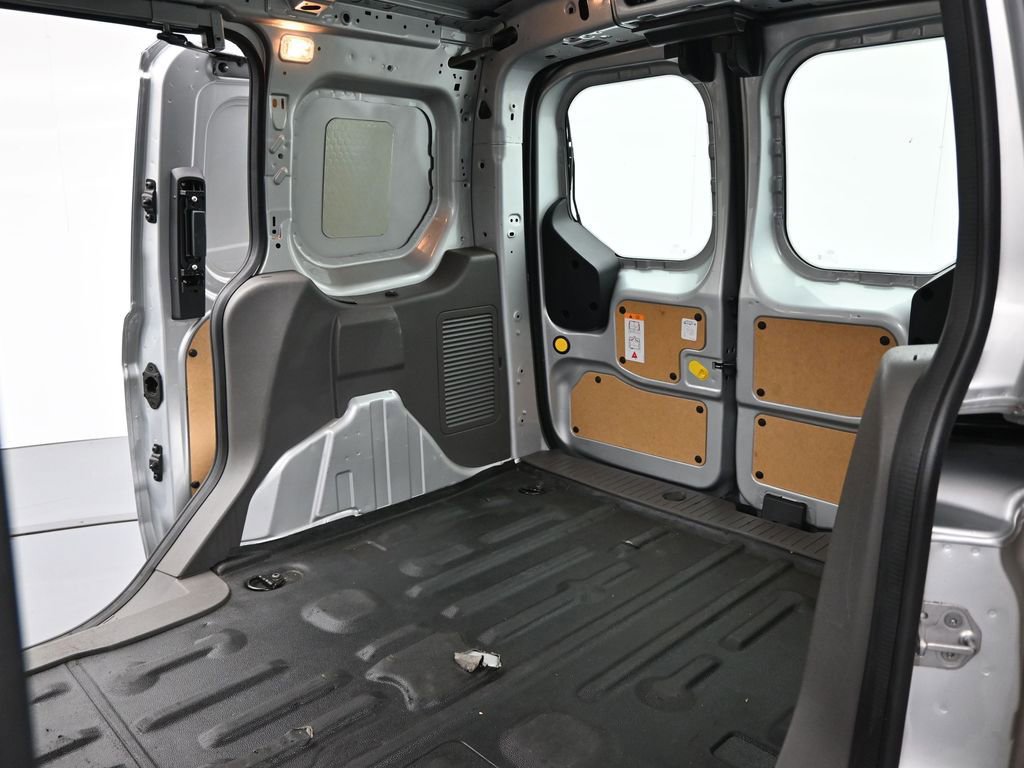 Used 2023 Ford Transit Connect XL image 19
