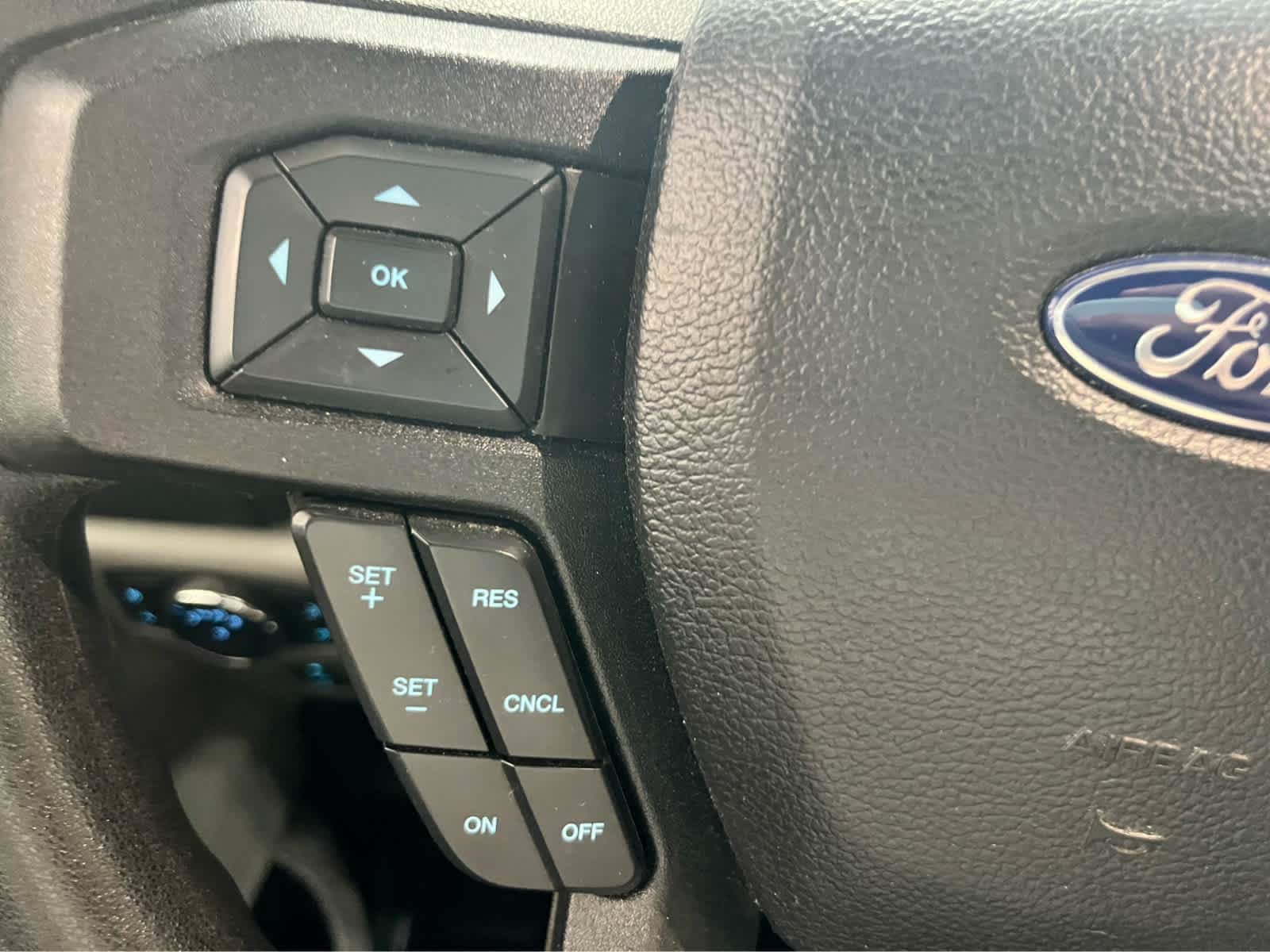 Certified 2019 Ford F250 XLT w/ XLT Value Package AWD/4WD image 34