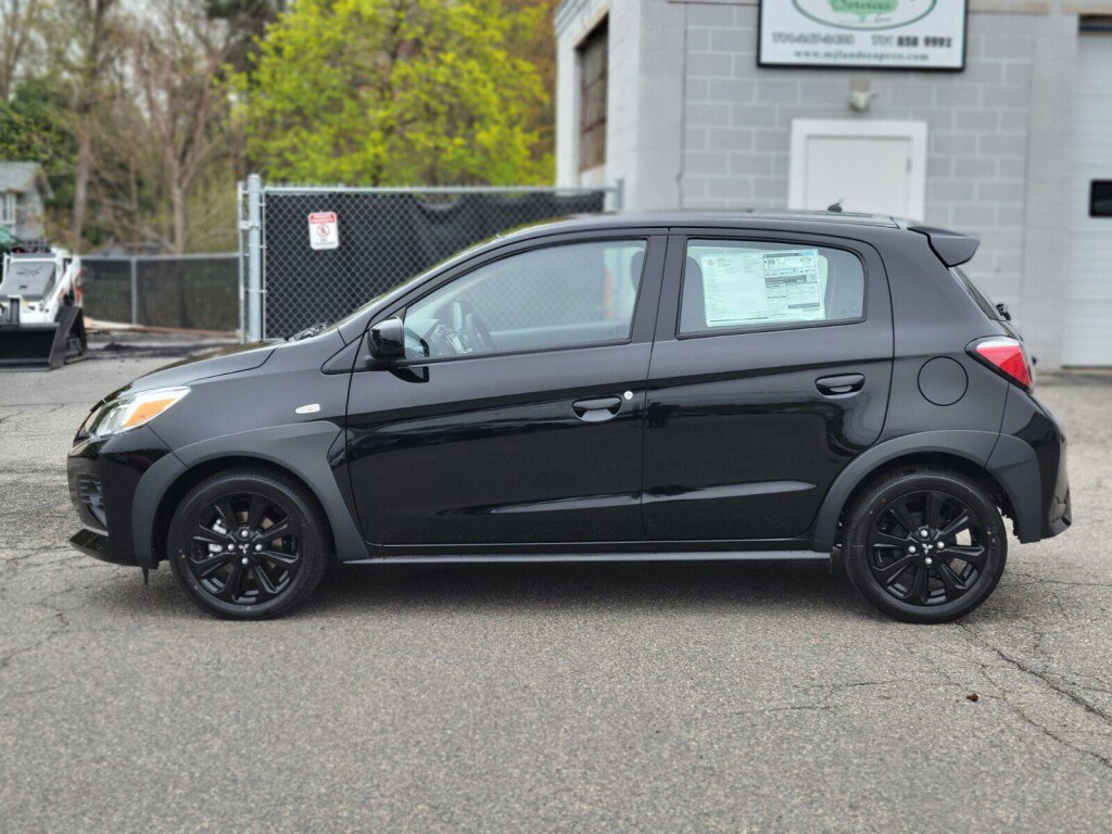 New 2024 Mitsubishi Mirage Black Edition image 2