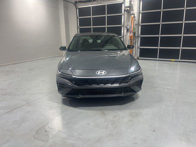 New 2026 Hyundai Elantra Sport image 2