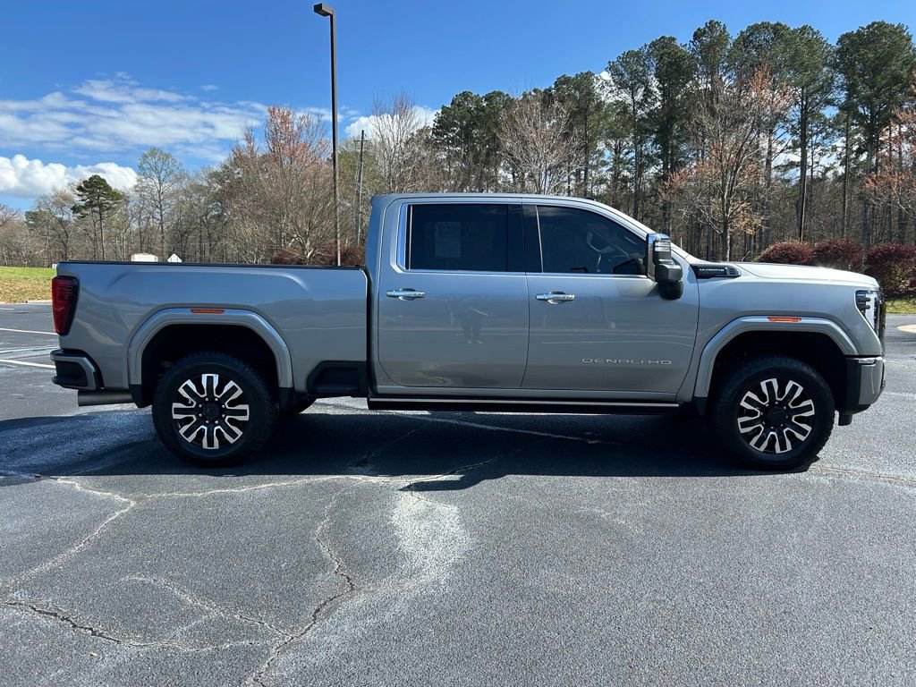 Certified 2025 GMC Sierra 2500 Denali Ultimate AWD/4WD image 30