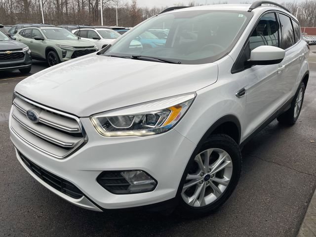 Used 2019 Ford Escape SEL image 1