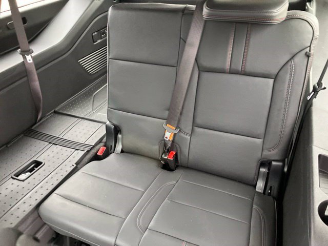 Used 2024 Chevrolet Suburban RST w/ Luxury Package AWD/4WD image 26